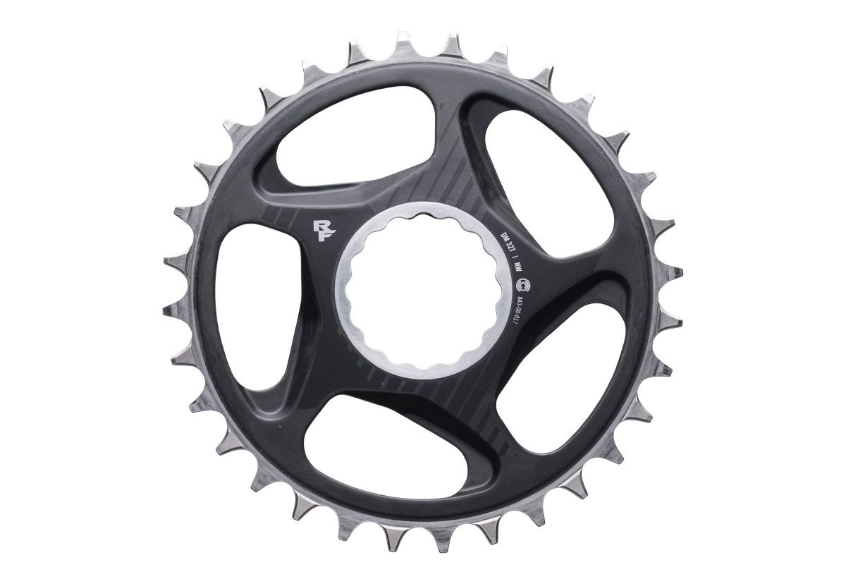 Race Face utiliza combina tres materiales en su nuevo plato Era 21pg Race Face utiliza combina tres materiales en su nuevo plato Era 21pg