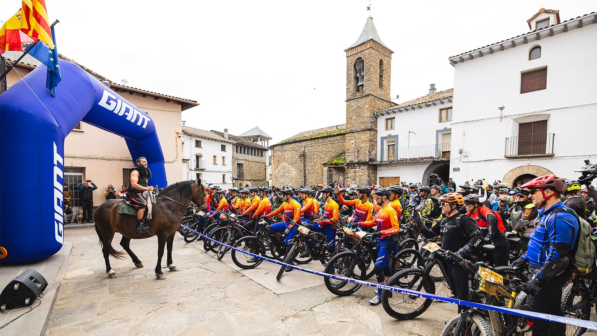 La Batalla del Inframundo 2024 by Giant en La Fueva. Otra historia.