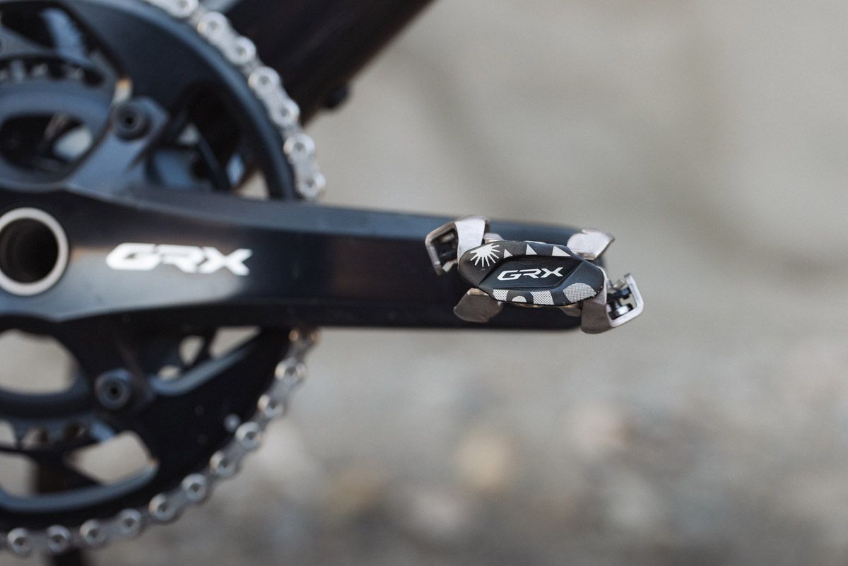 Pedales Shimano GRX Di2 (4)