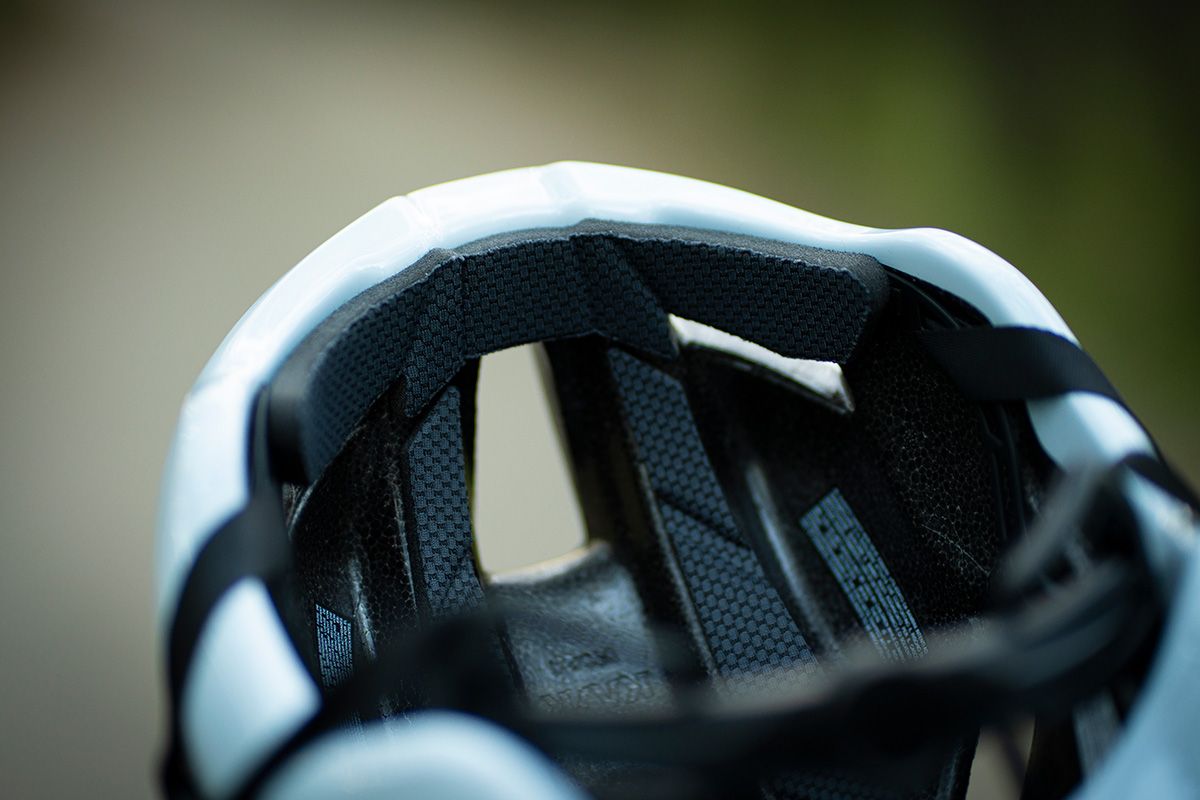 Micro test casco Kask 08