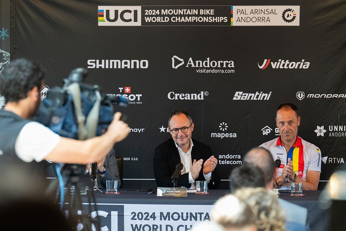 PRESENTACIO WCH24 (1)
