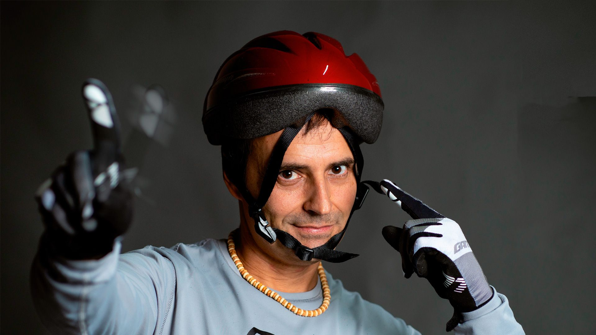 AJUSTE CORRECTO DEL CASCO