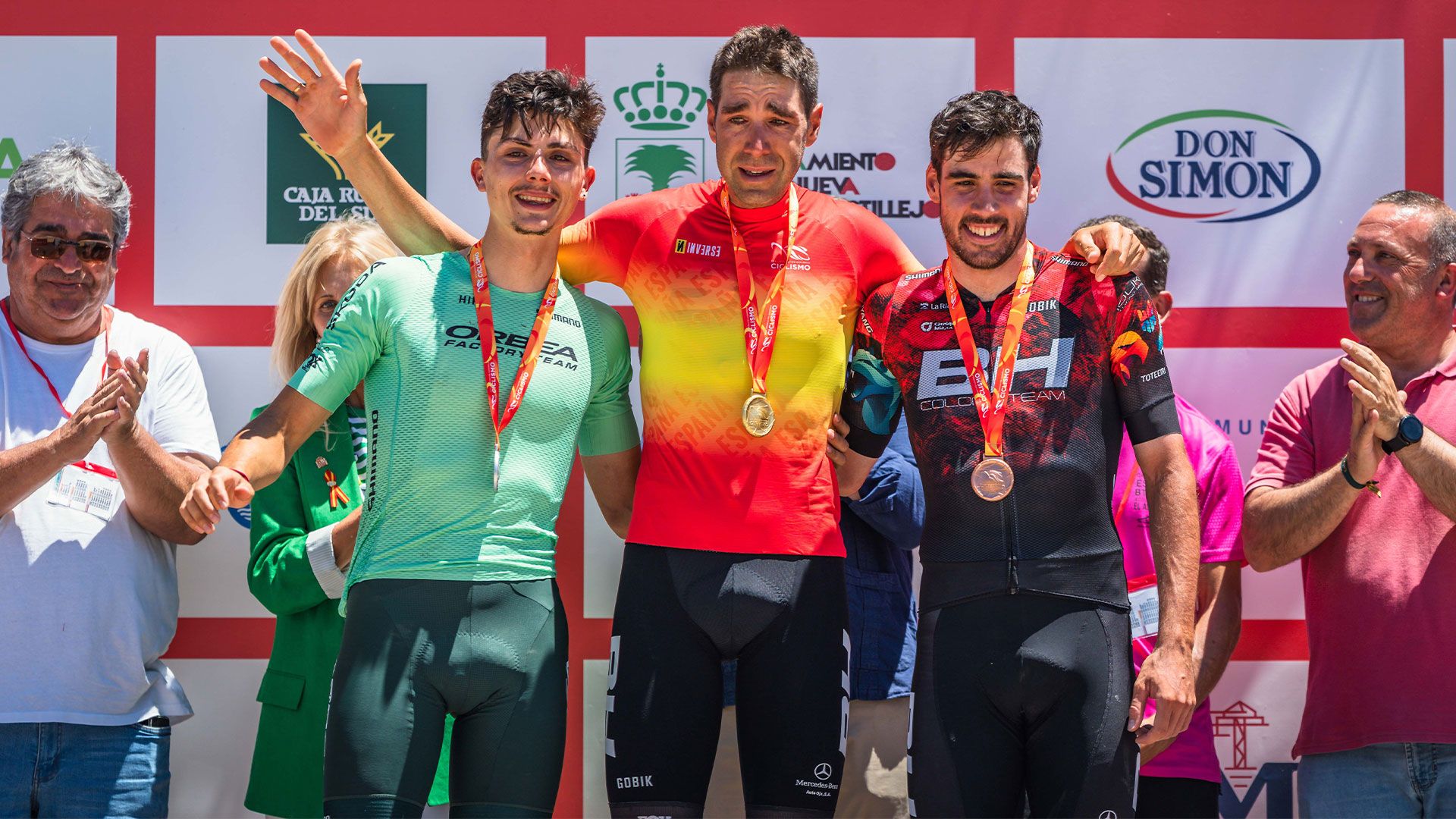 David Valero y Estíbaliz Sagardoy hacen historia en el Campeonato de España de XCO 2024