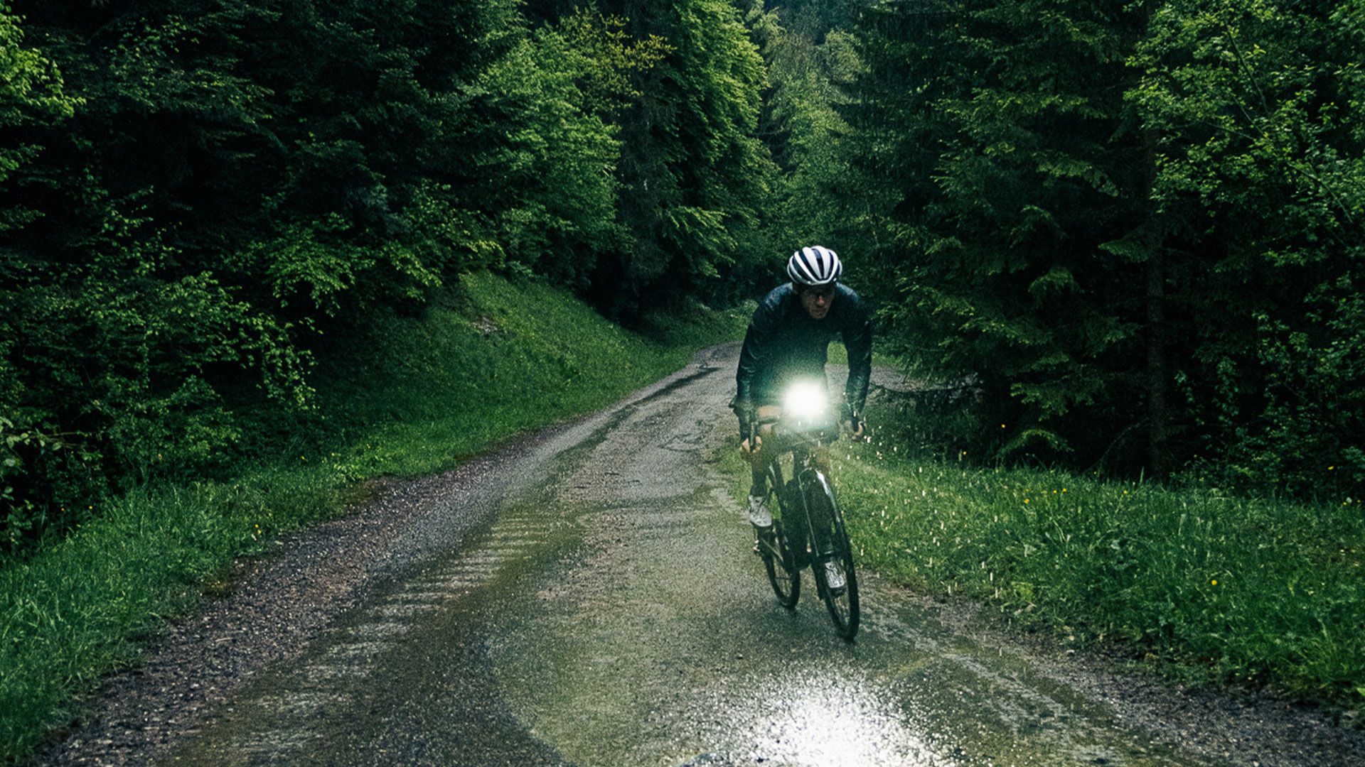 Zéfal presenta nueva gama de iluminación para ciclismo