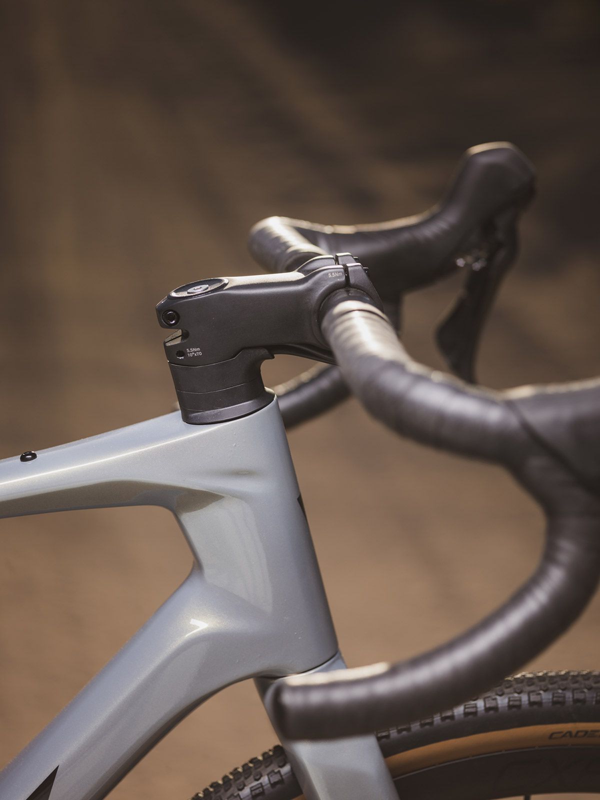 Giant Revolt Advanced 0 12