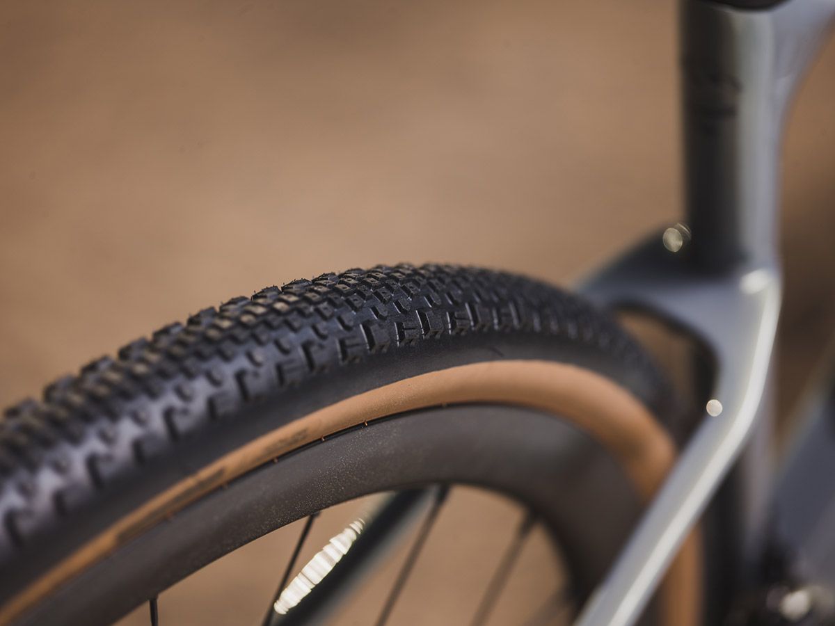 Giant Revolt Advanced 0 20