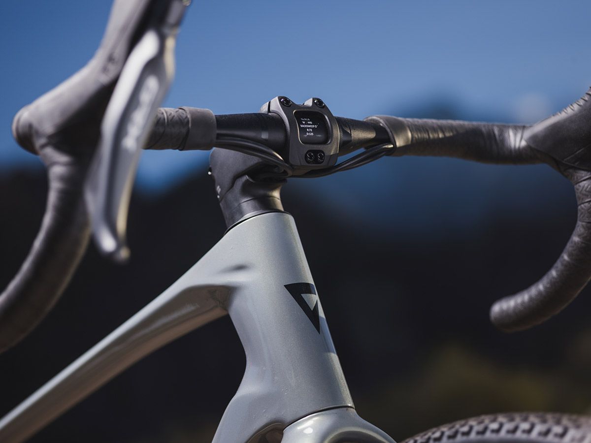 Giant Revolt Advanced 0 28