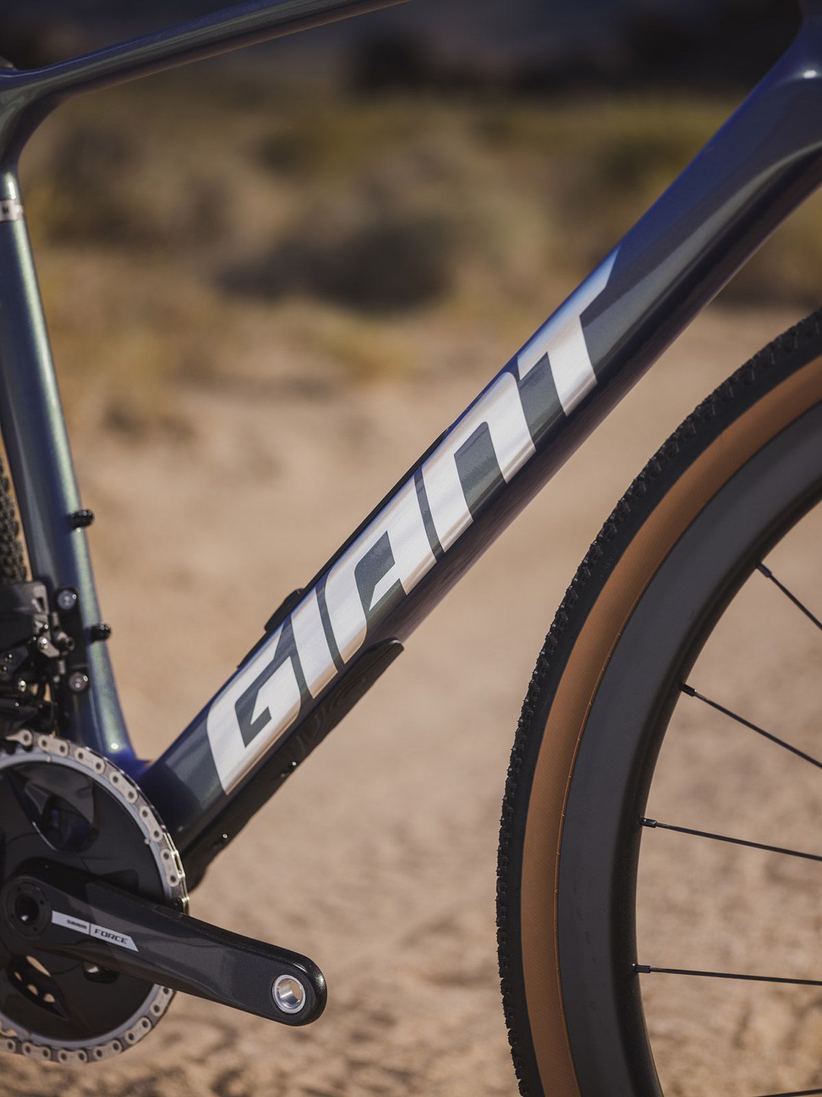 Giant Revolt Advanced Pro 0 13