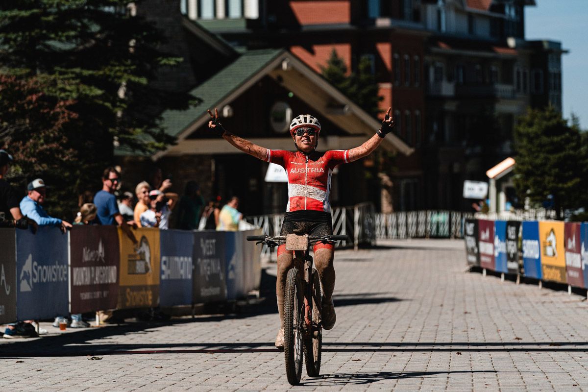 Mona Mitterwallner conquistó su tercer Mundial XCM en Snowshoe Mona Mitterwallner conquistó su tercer Mundial XCM en Snowshoe