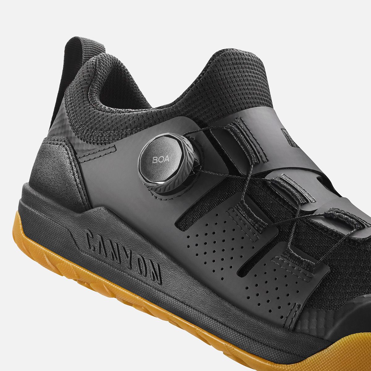 554769 2024 top 2 Apparel canyon SCAMPR Shoes 9102258 bk boa closing mechanism 310256 original 1727956464