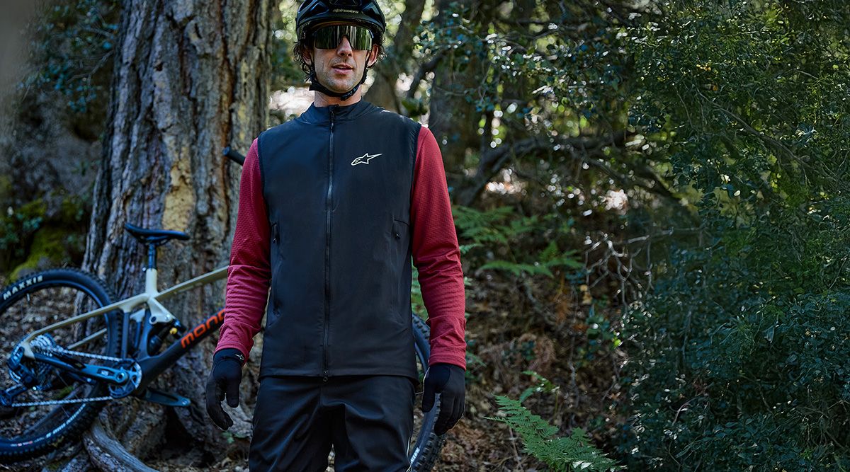 Fall2024 Cycling A Dura Thermal Vest 1800x1000 IG 1
