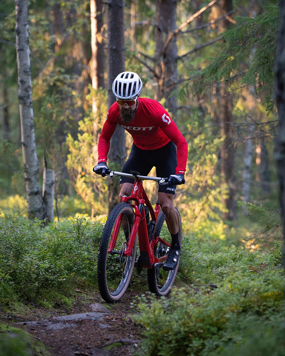 DANGERHOLM SPARK VISIONE SCOTT BIKE PHOTO BY GUSTAV GULLHOLM Bonus