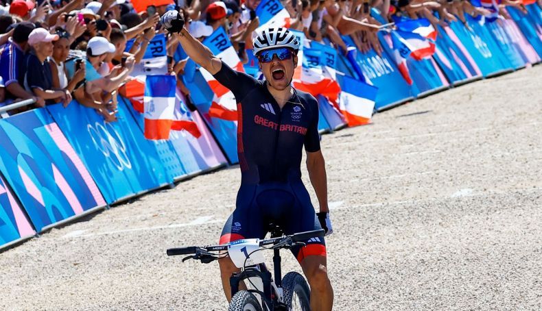 pidcock remonta para revalidar su titulo olimpico de xco 2 790x454