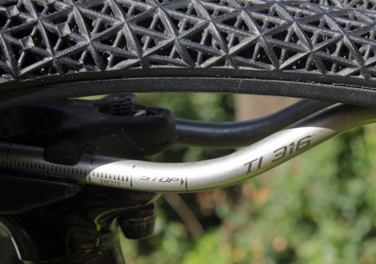 Prueba. Sillín Selle Italia Novus Boost Evo 3D Ti 316 Superflow detalle 2