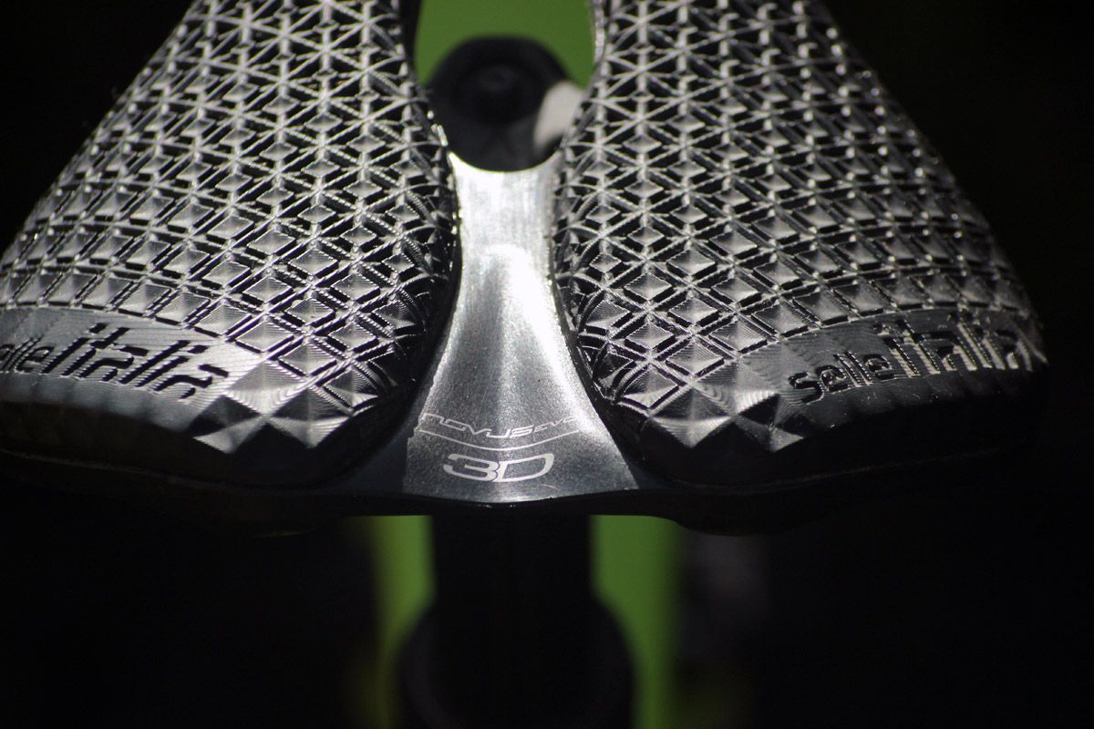Prueba. Sillín Selle Italia Novus Boost Evo 3D Ti 316 Superflow detalle 5