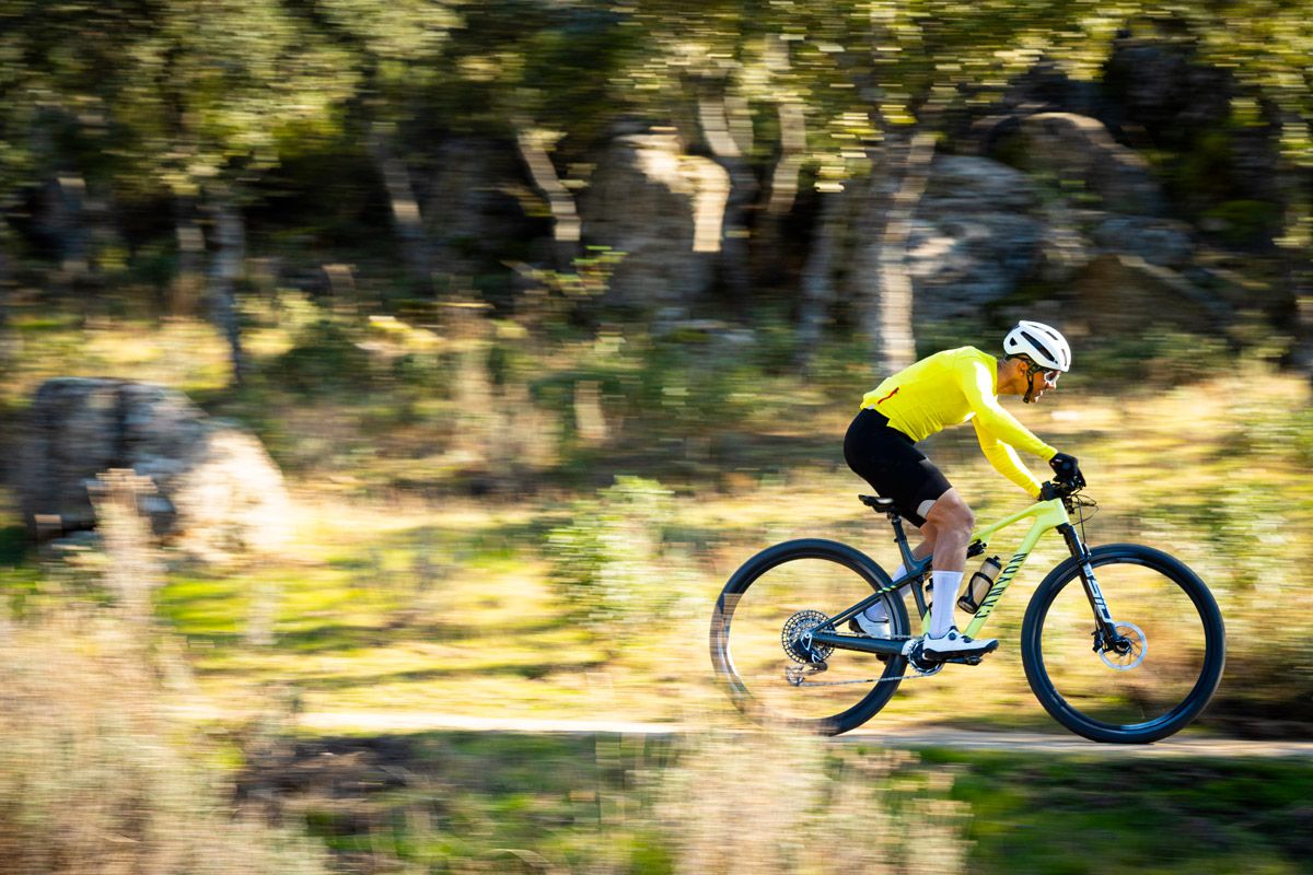Accion Canyon Lux World Cup CFR 10 Accion Canyon Lux World Cup CFR 10