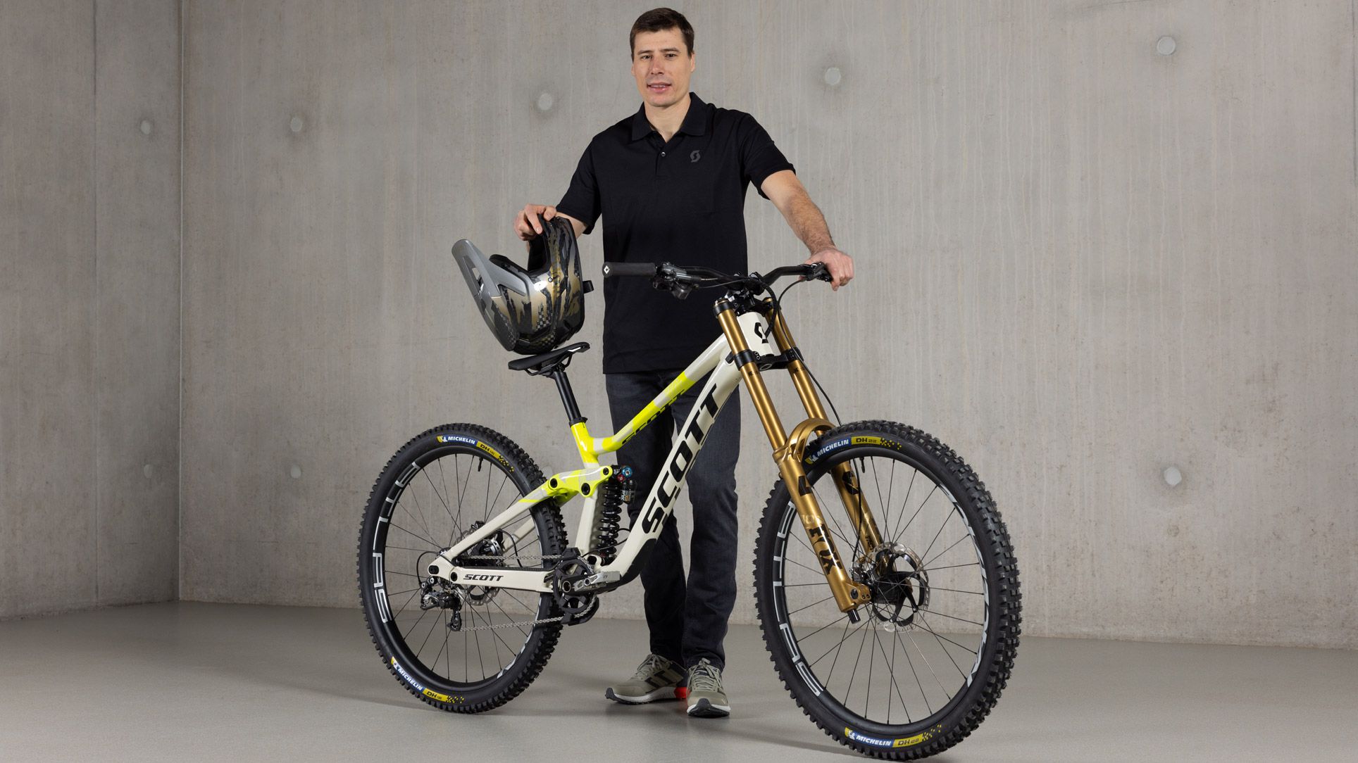 Benoît Coulanges ficha por Scott