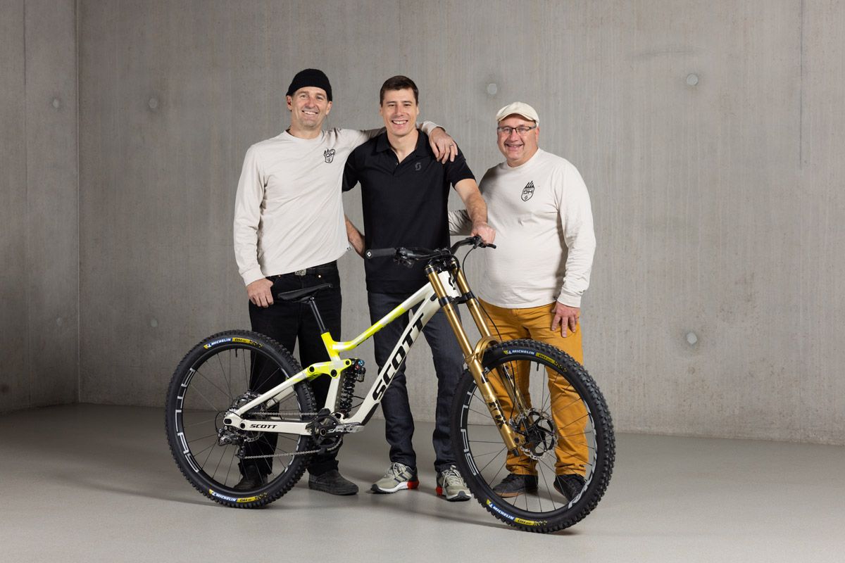 DH FACTORY HQ 2025 SCOTT BIKE PHOTO BY MichaelRiehle 11