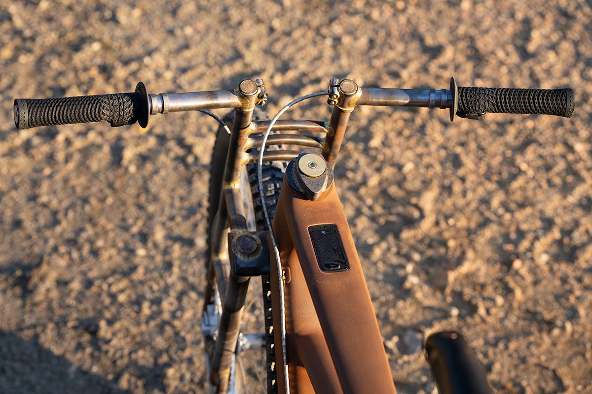DANGERHOLM SOLACE WASTELAND SCOTT BIKE PHOTO BY GUSTAV GULLHOLM 5