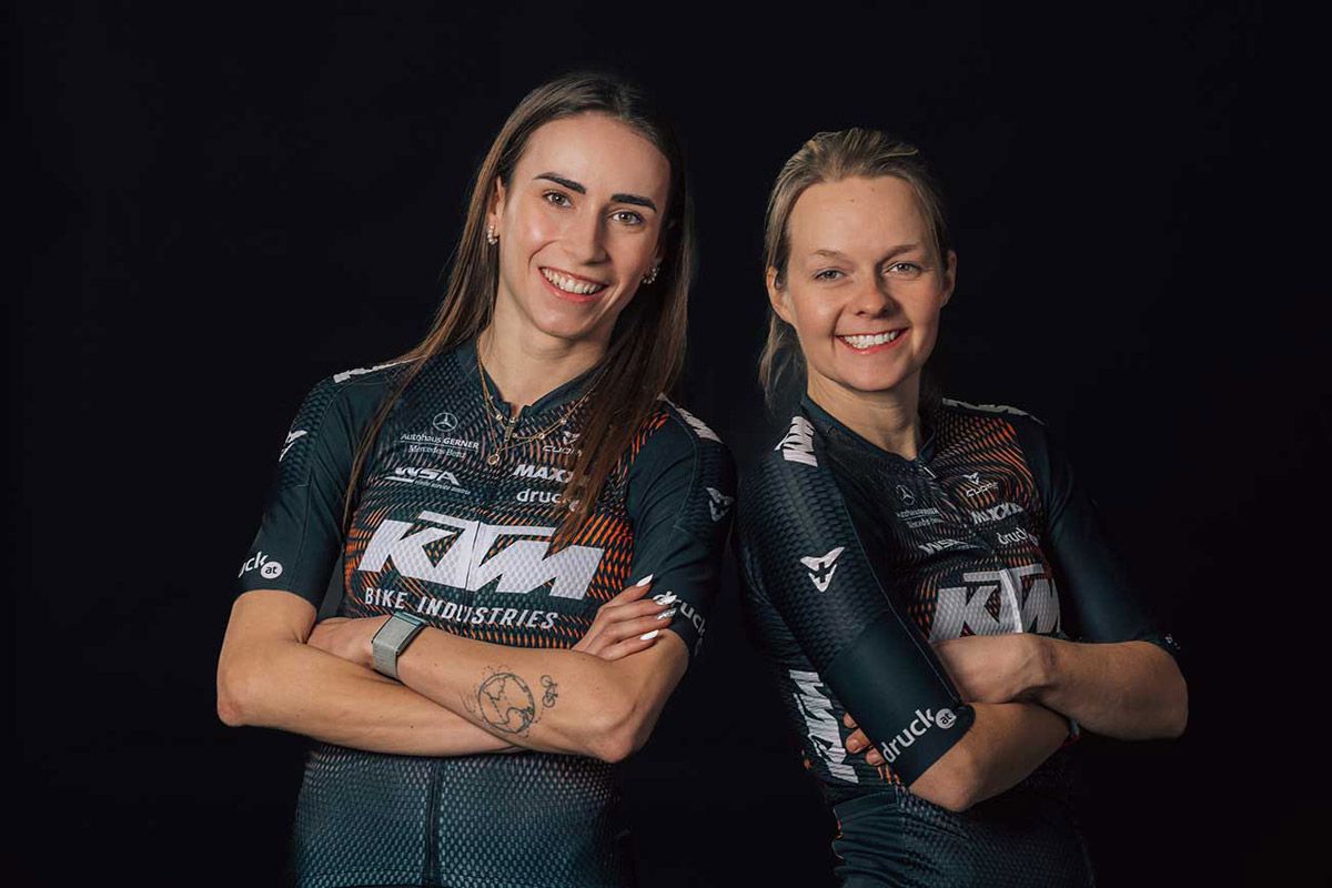 KTM Racing. Giada Specia y Anne Tauber
