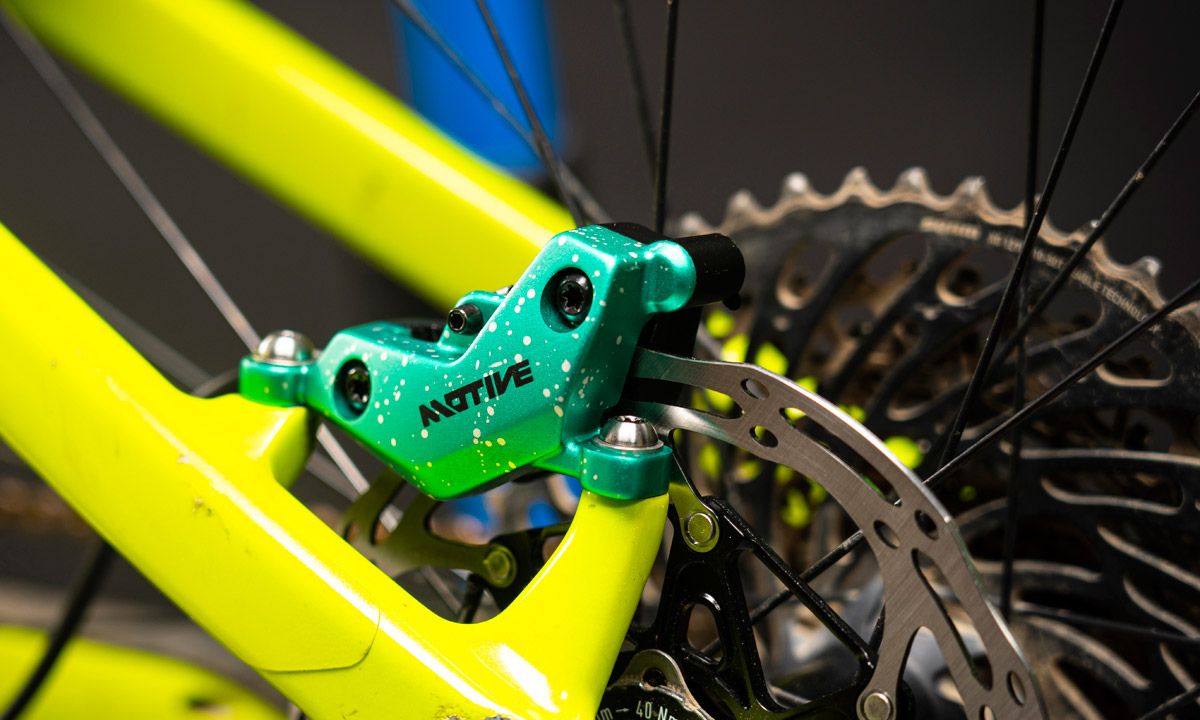 SRAM Motive (14) SRAM Motive (14)