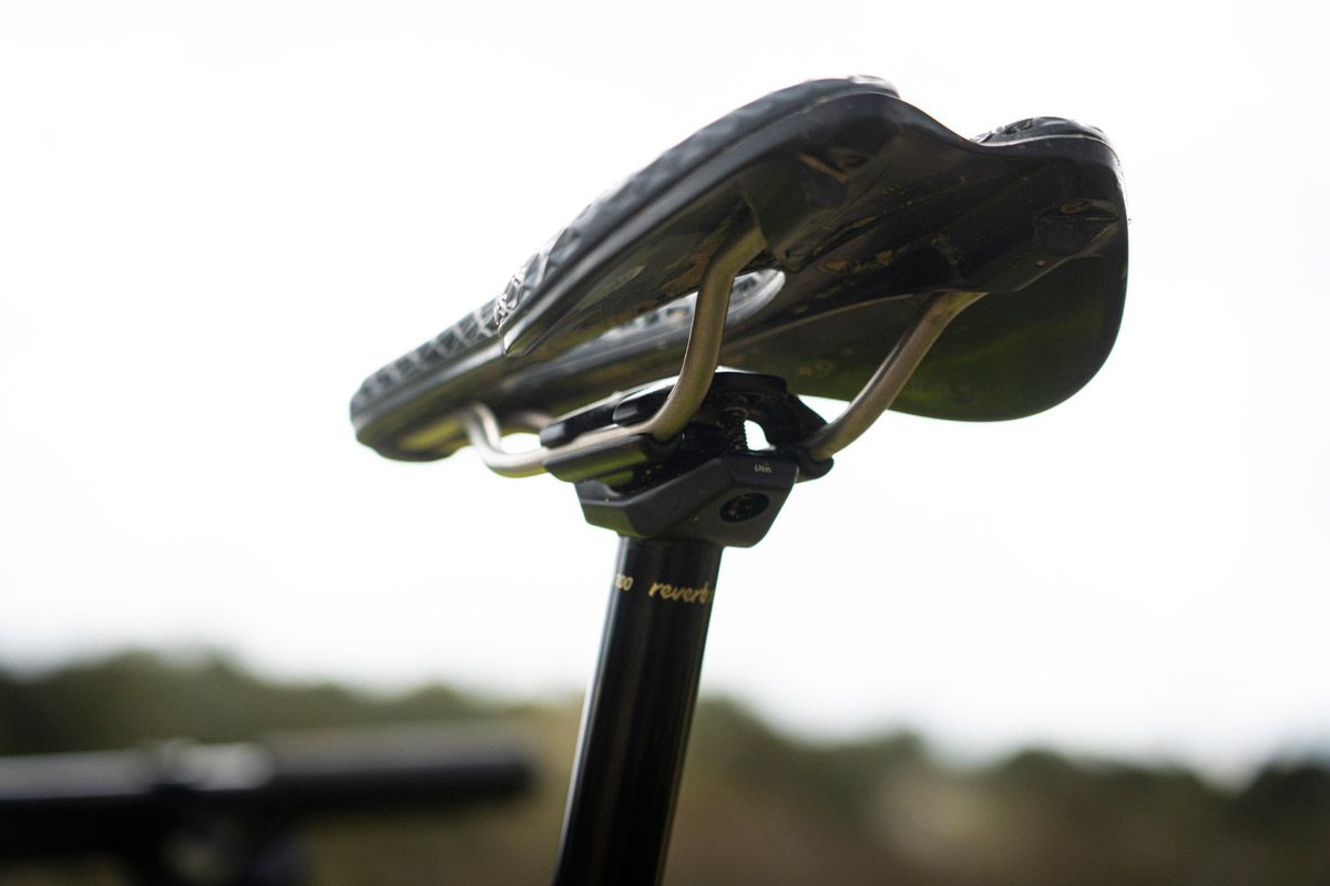 RockShox Reverb exterior 06
