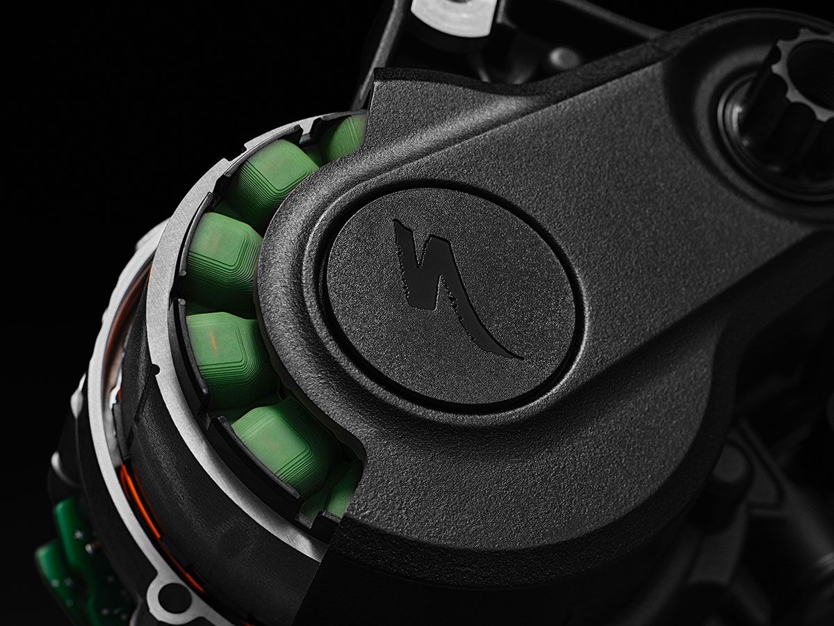 MY24 LEVO CUTOUT MOTOR DETAIL 1429
