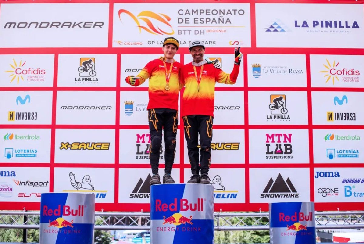 Doble Campeon de ESpaña con su padre Doble Campeon de ESpaña con su padre