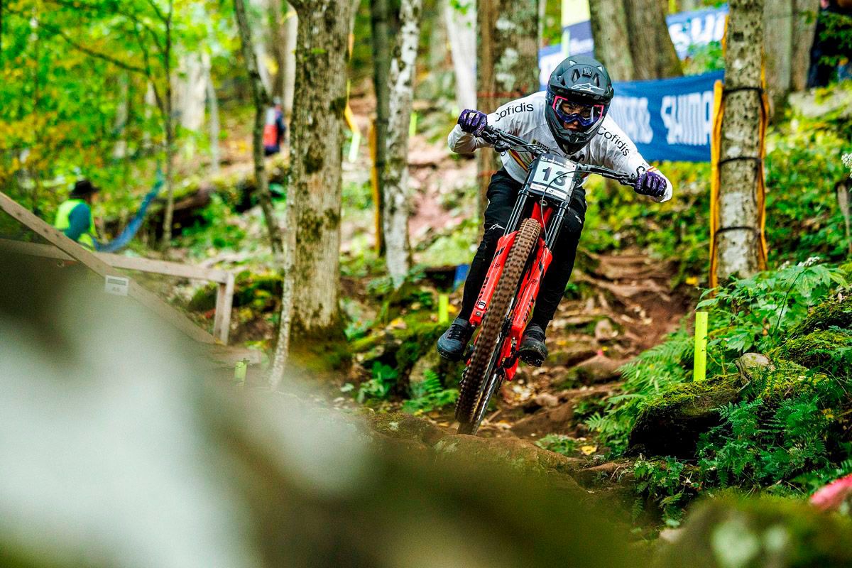 dani castellanos y su vivencia en el wyn masters privateer project de gt bicycles detalle 1 dani castellanos y su vivencia en el wyn masters privateer project de gt bicycles detalle 1