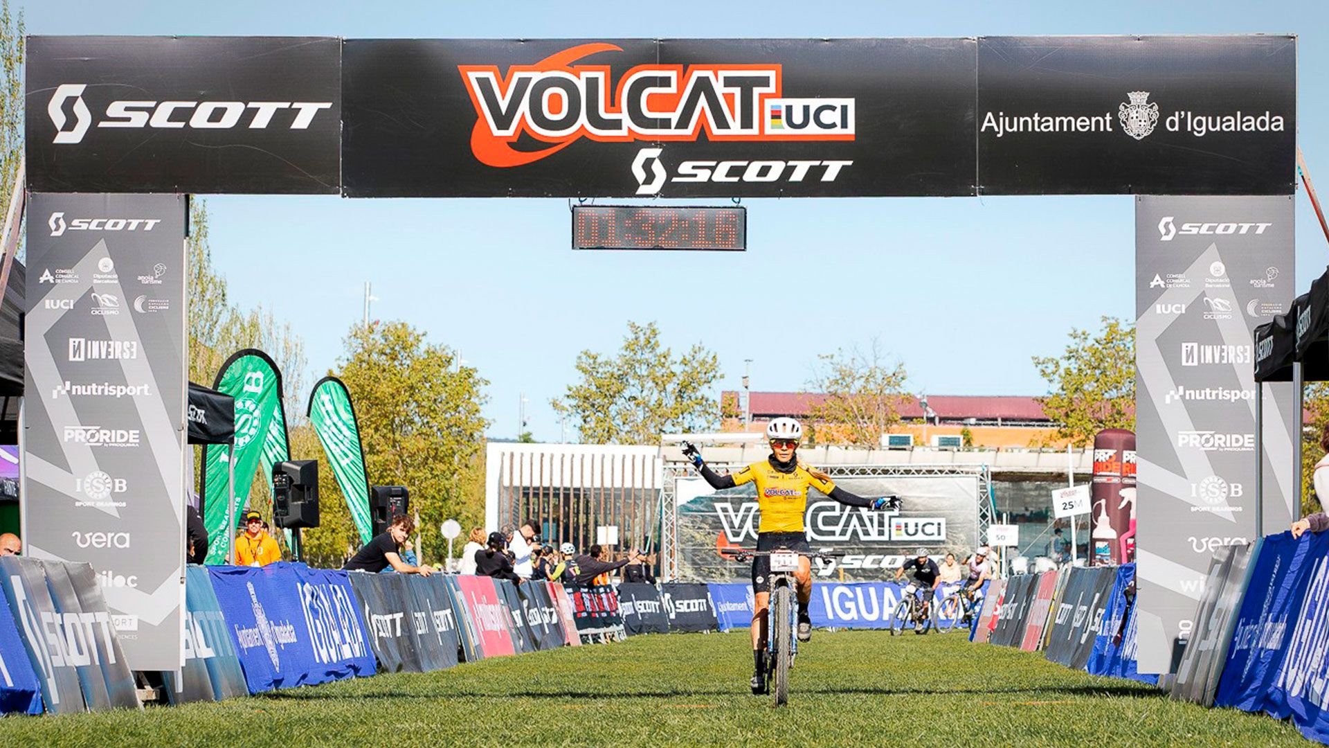VolCAT 2025. Xavier Ariza y Janika Loiv se coronan tras tres intensas etapas en Igualada