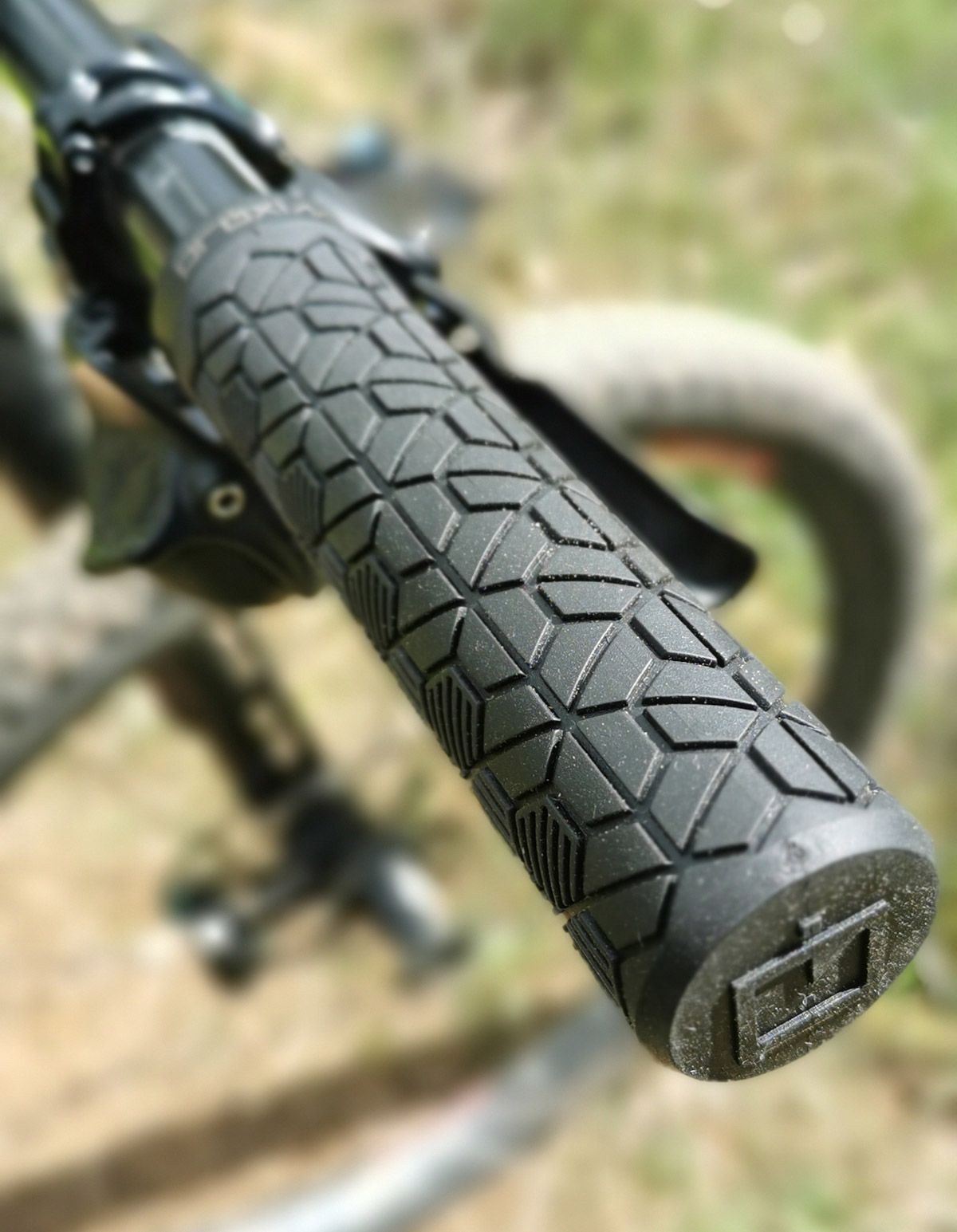 Prueba. Puños Proxim Cush y Hexa detalle 1