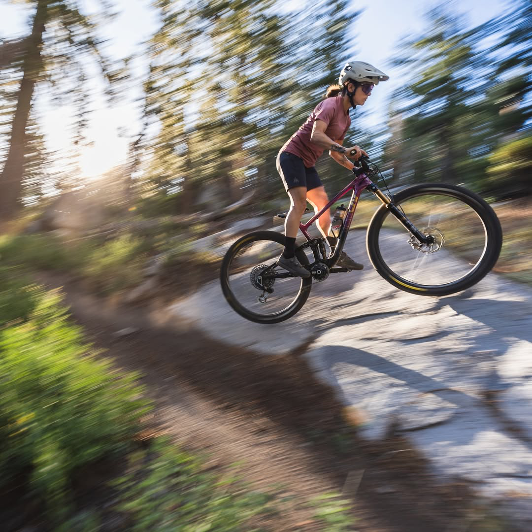 Liv Cycling con el MTB de la Mujer detalle