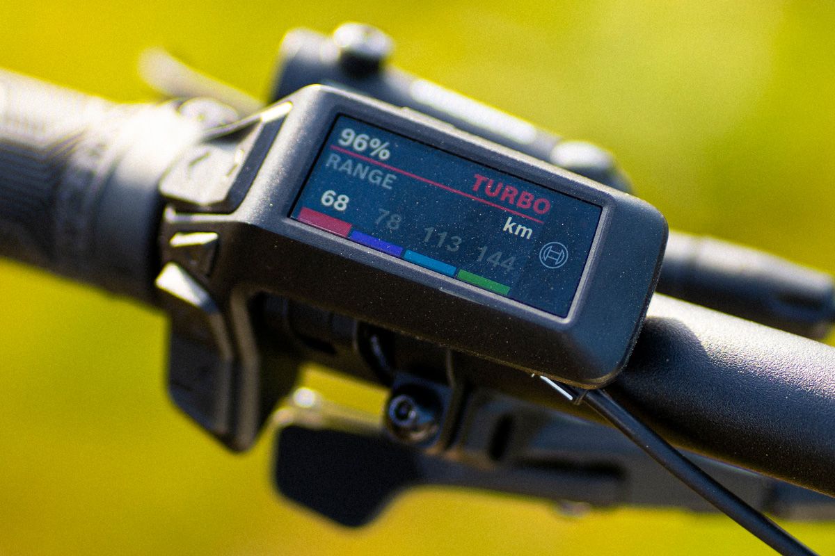 Estudio Trek Powerfly (27) Estudio Trek Powerfly (27)