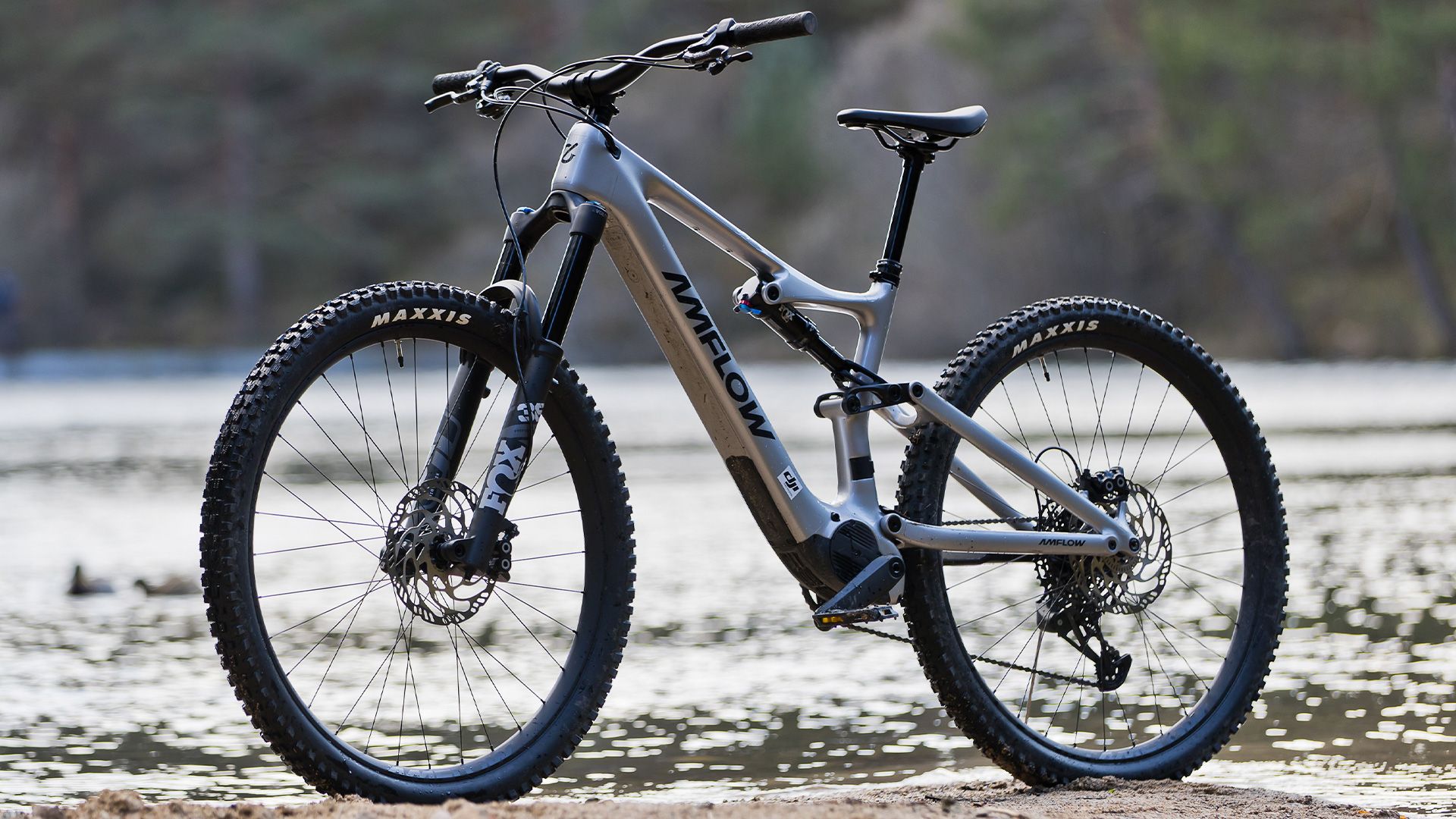 Amflow PL Carbon