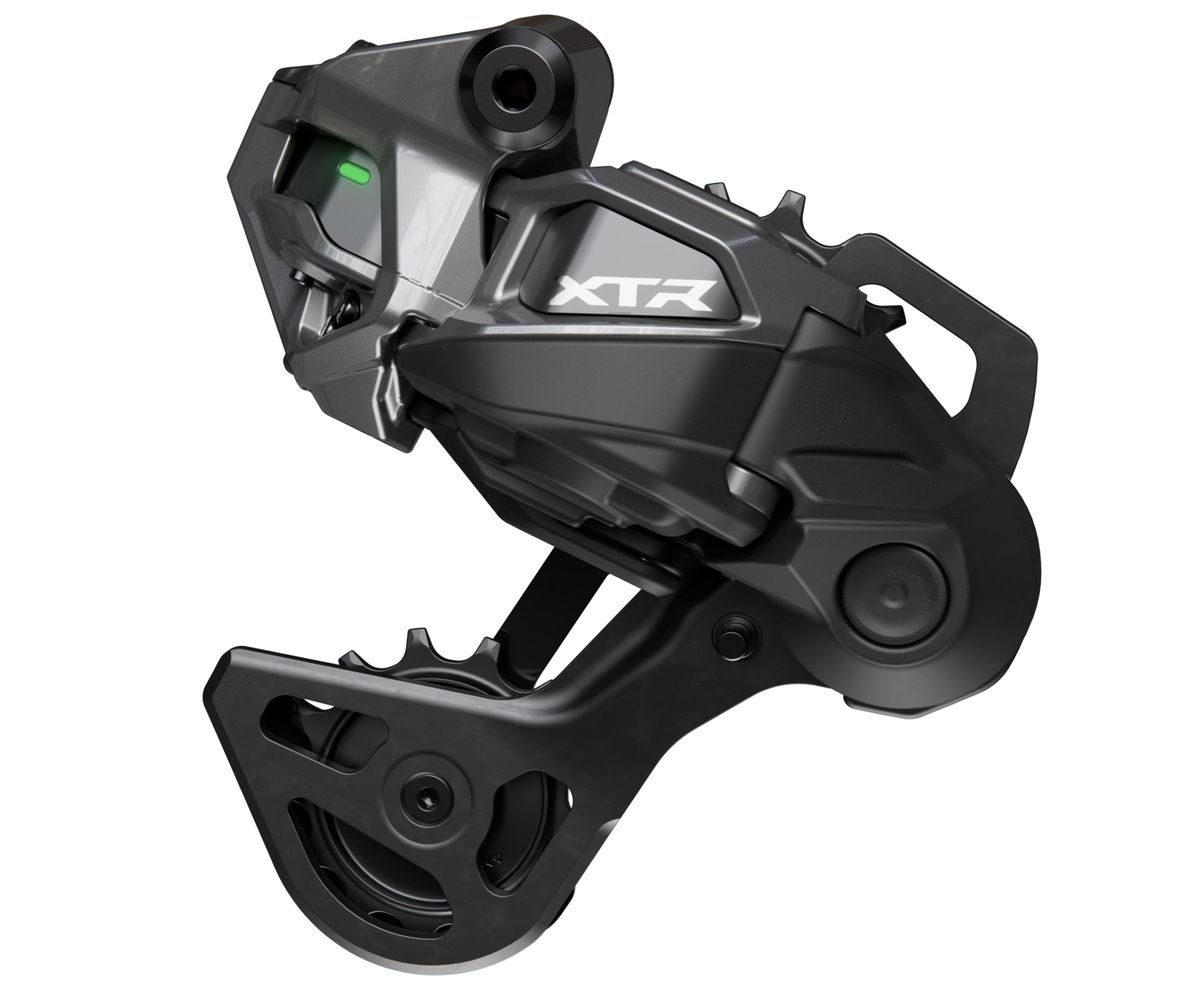 El cambio Shimano XTR Di2 está disponible en caja larga o corta El cambio Shimano XTR Di2 está disponible en caja larga o corta