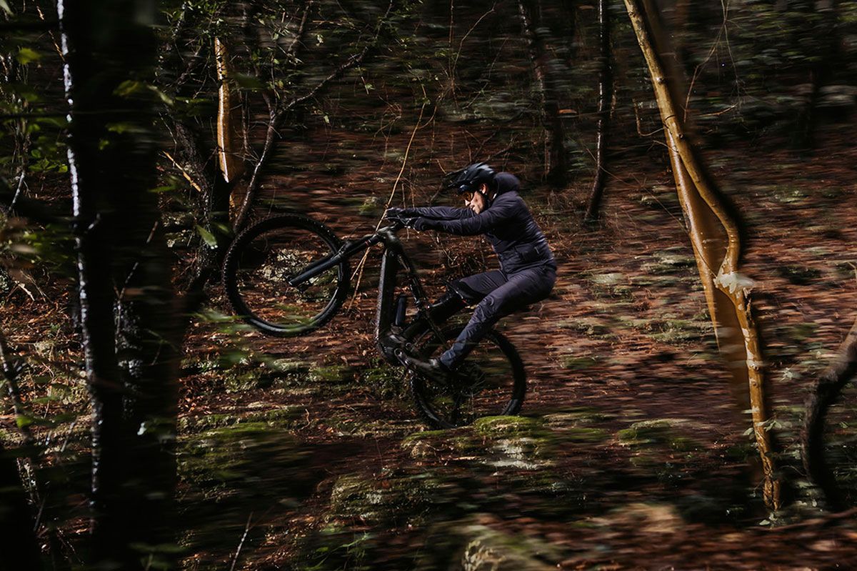 24 merida e mountainbikes e140 gallery 02