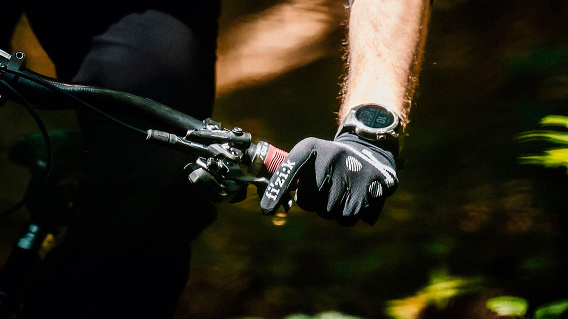 Fizik Racefeel y Comfortfeel. Dos puños dos propósitos