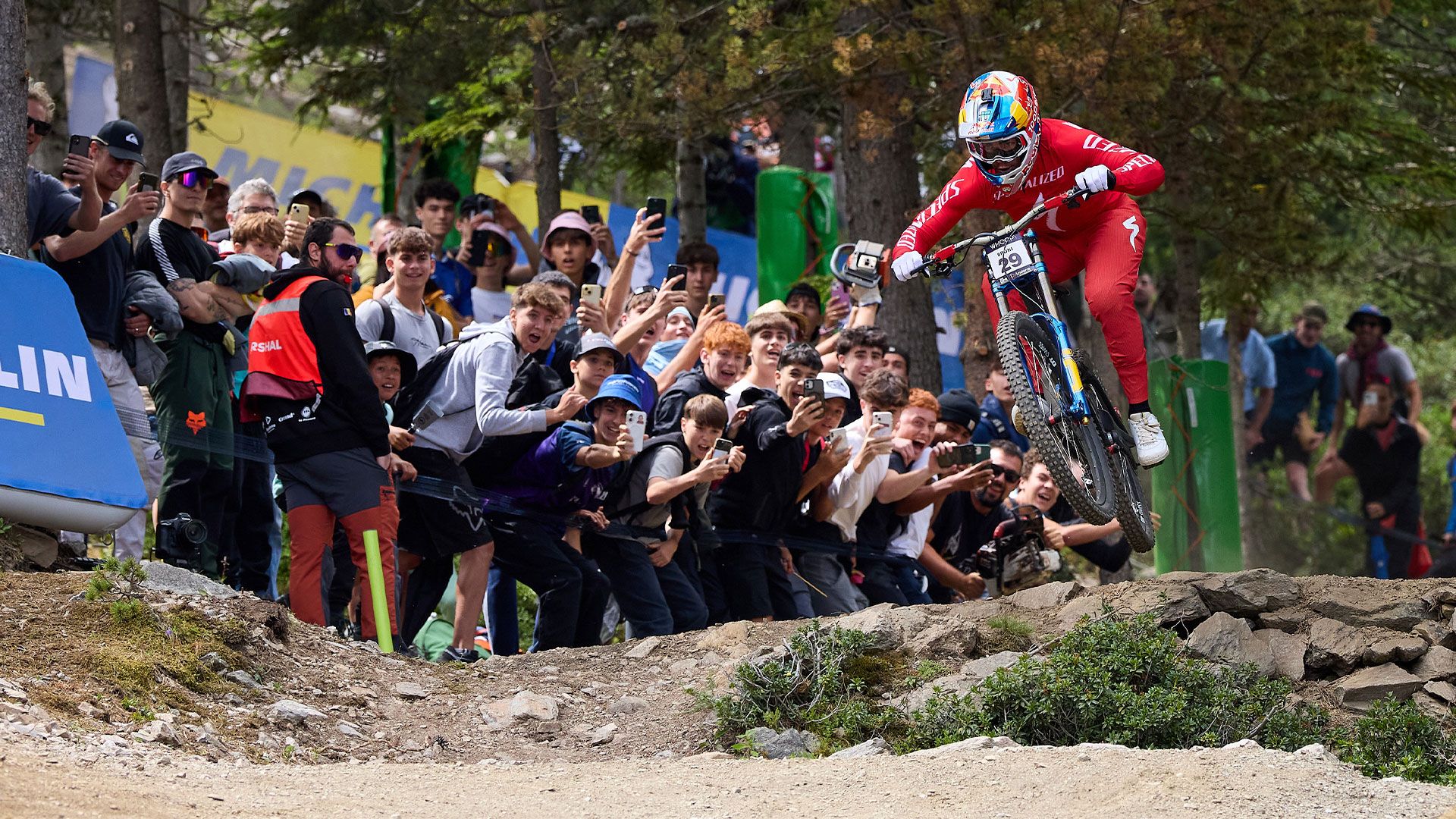 Bruni y Seagrave conquistan el Descenso en Pal Arinsal