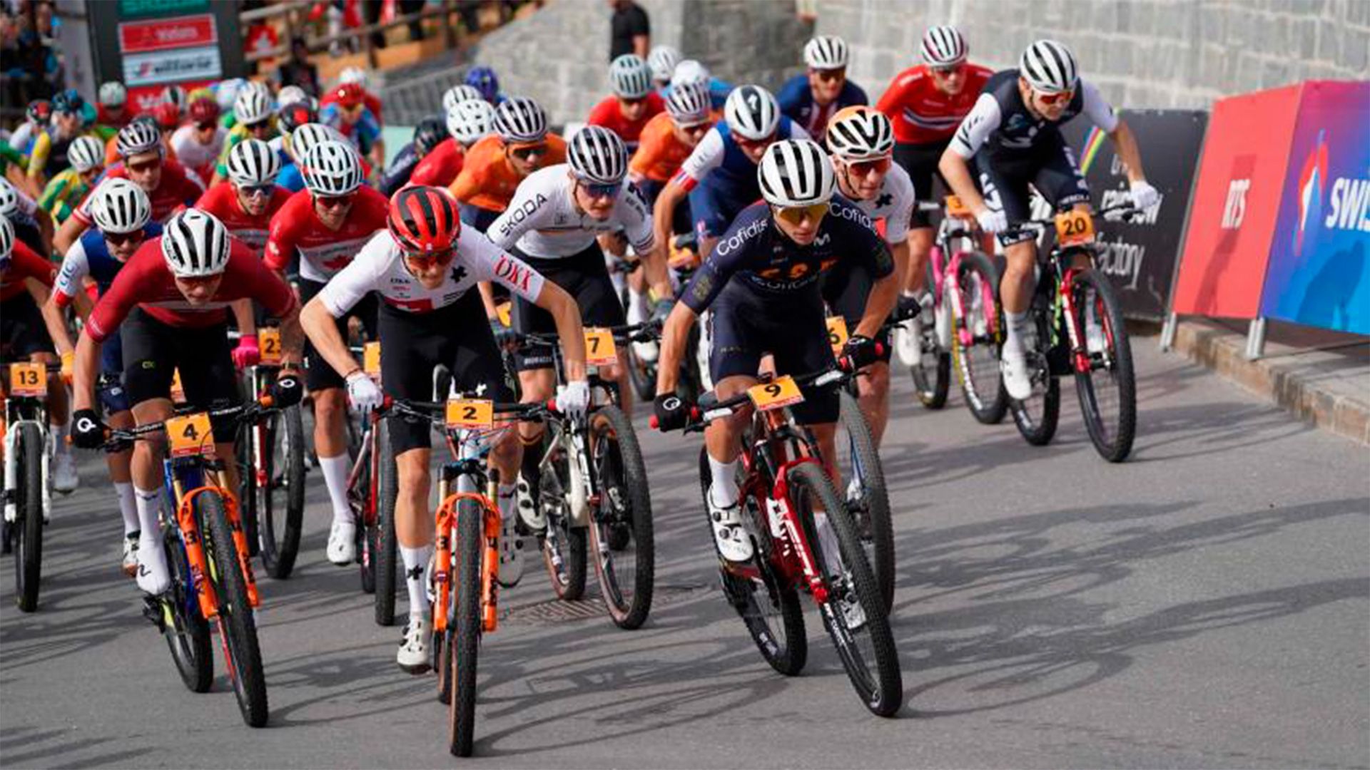 Thibaut François roza el top 10 en el Mundial de XCO sub23 de Crans Montana 2025