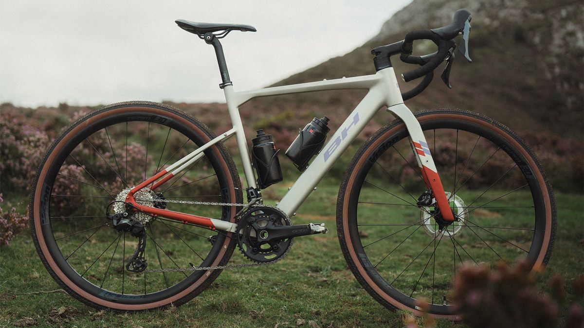 BH introduce el aluminio en su GravelX