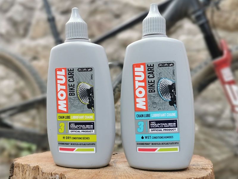 Motul Bike Care   Lubricantes de cadena para seco o húmedo