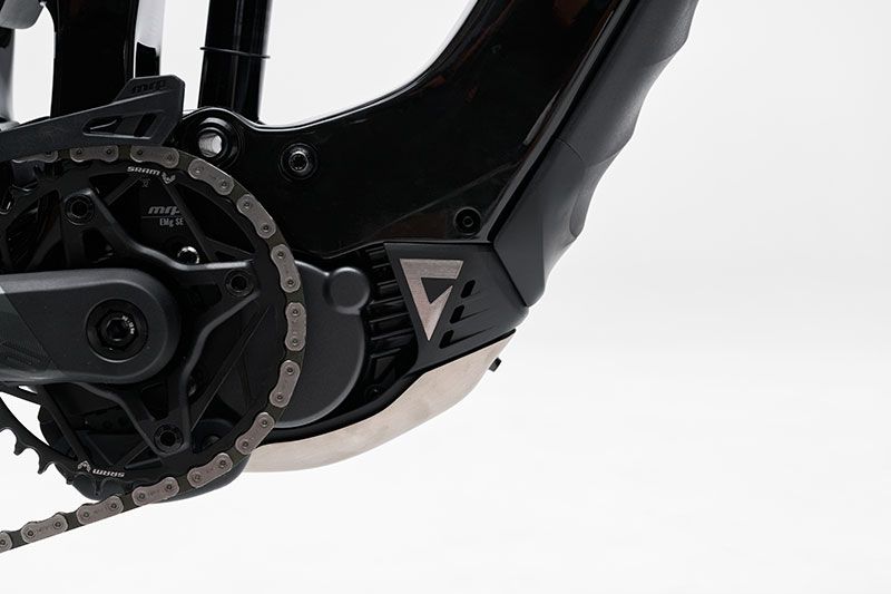 giant reign e 032