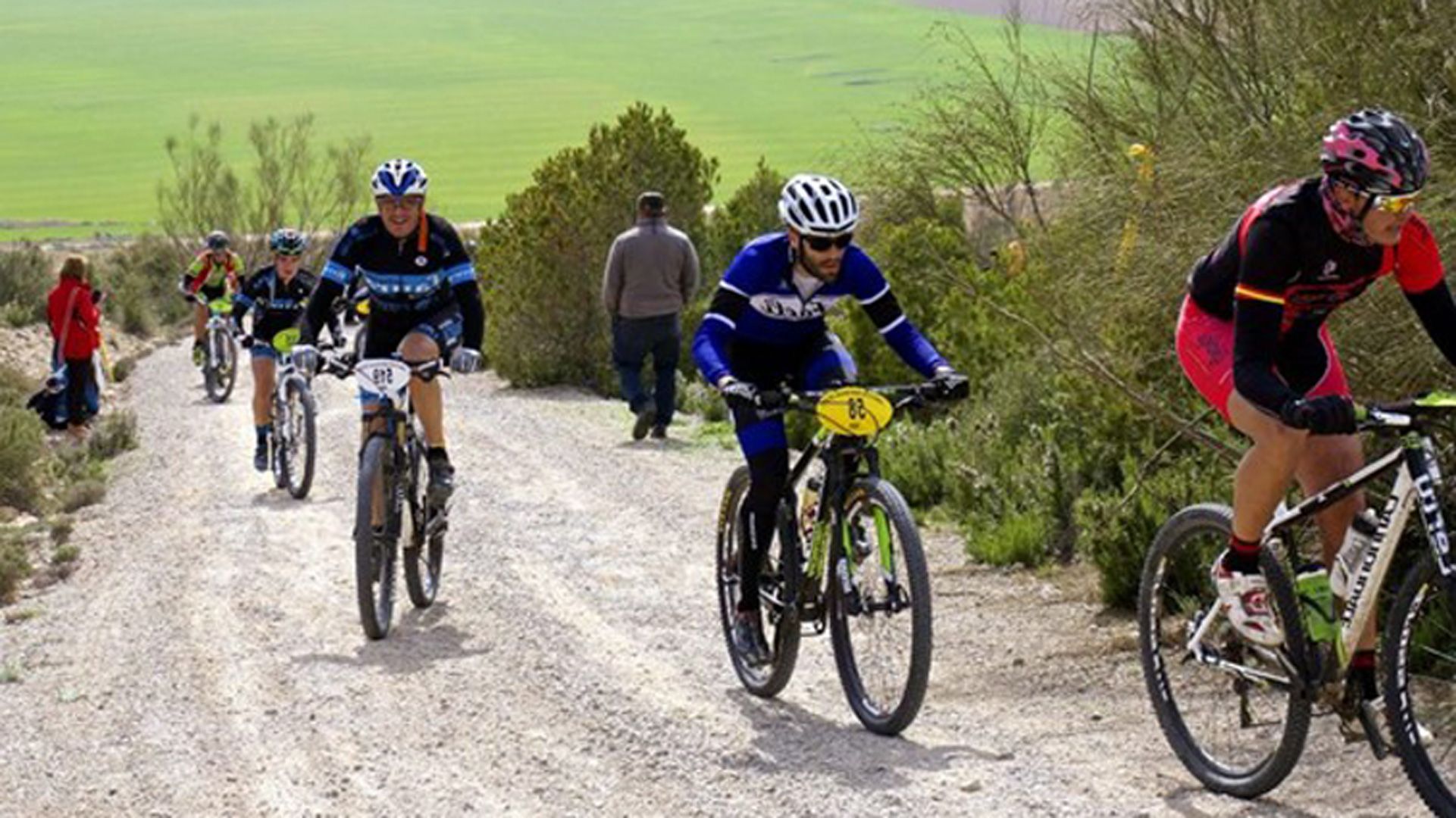 Cazalla de la Sierra se prepara para la VI Maratón BTT 