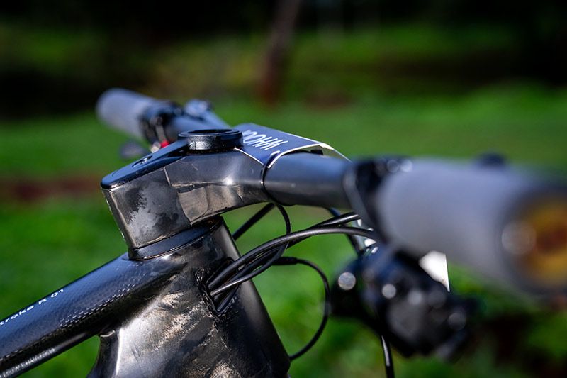 BMC ICS Carbon XC Cockpit (3)