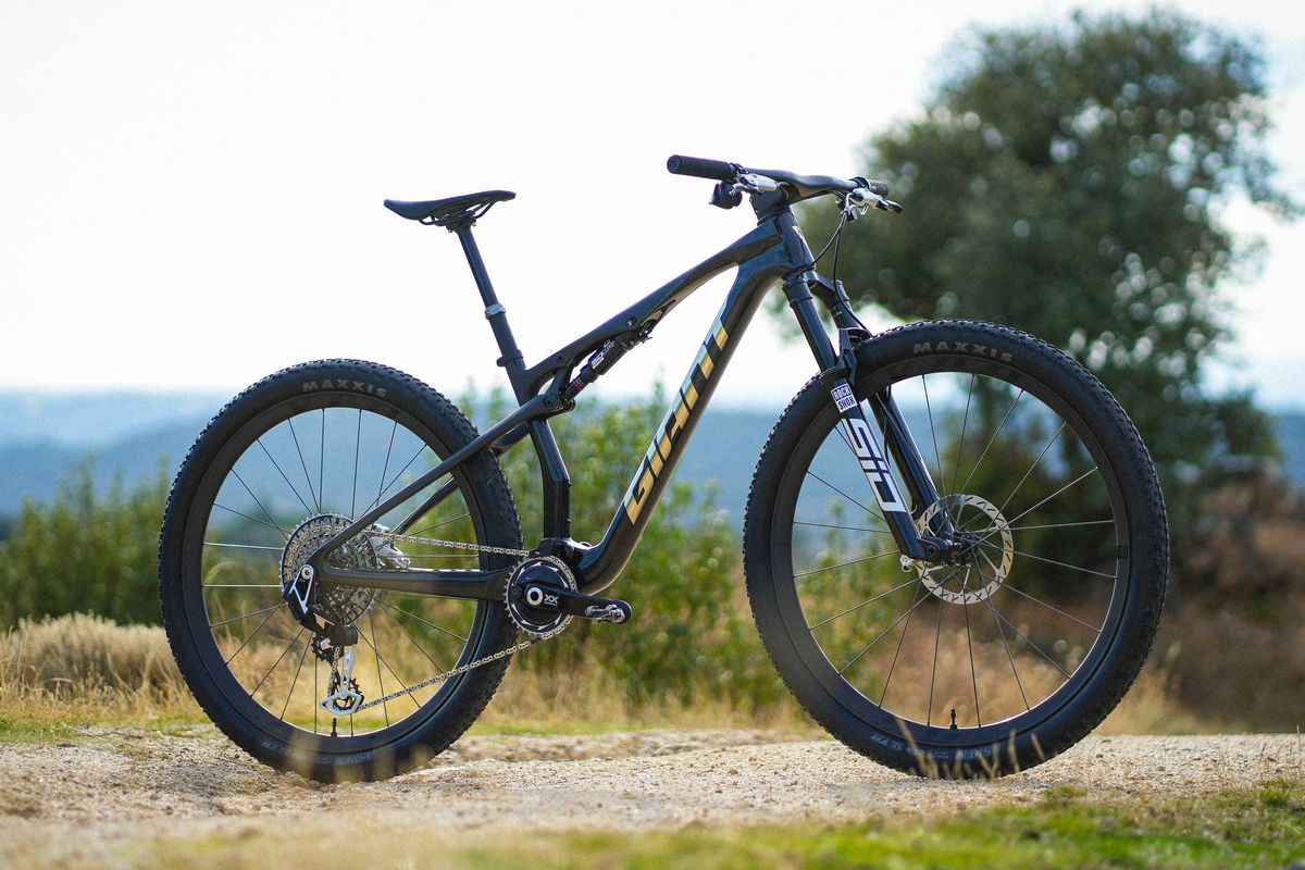 GiantAnthemAdvSL   2