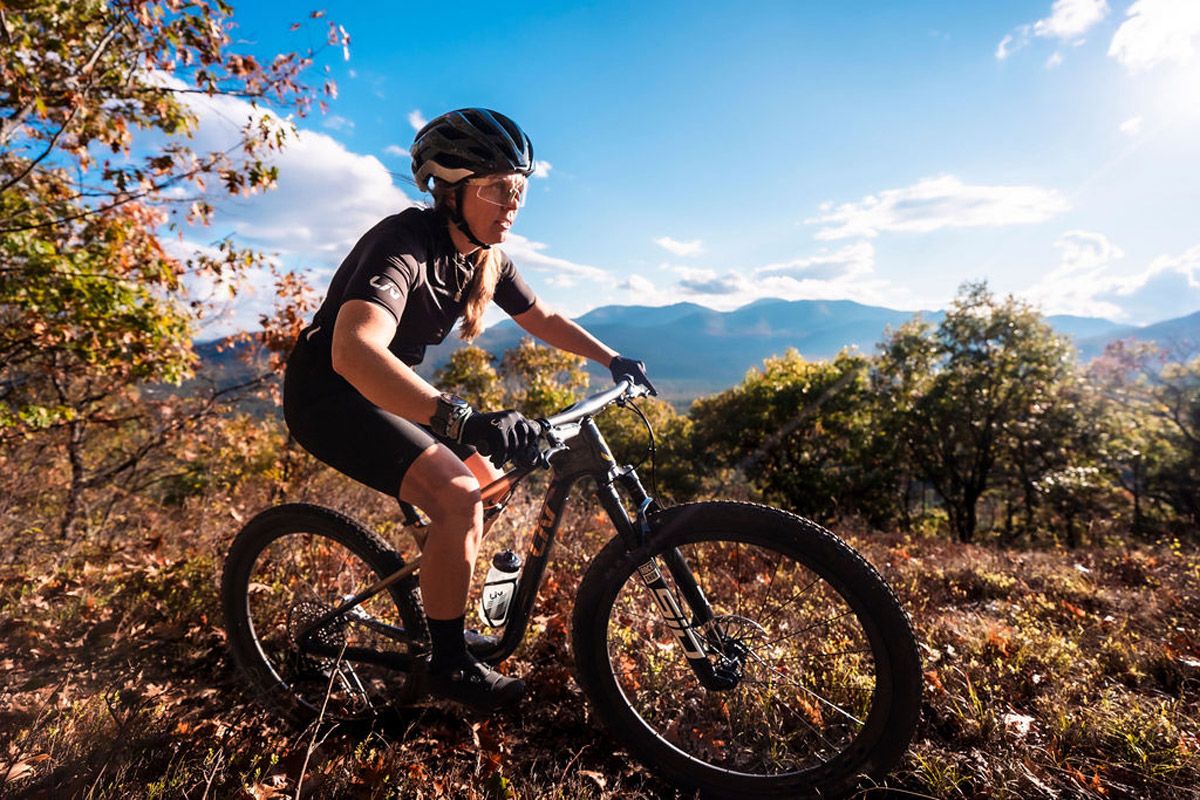 Liv lanza la nueva gama Pique accion 2