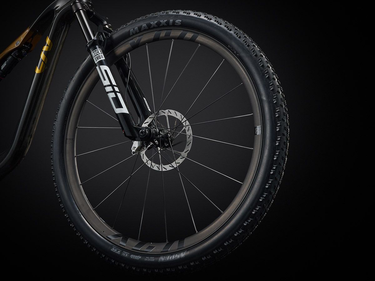 MY26 Pique Advanced SL 0 Color A D10 B