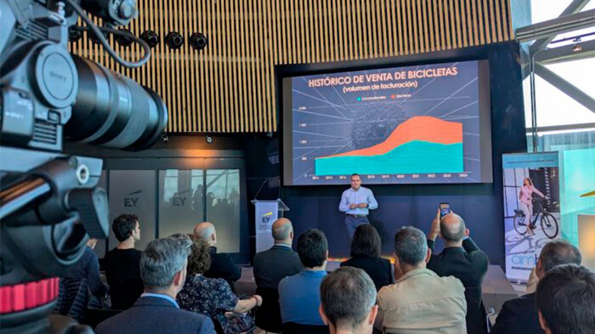 AMBE y SERVIBIKES se unen para impulsar el proyecto de datos del sector de la bicicleta