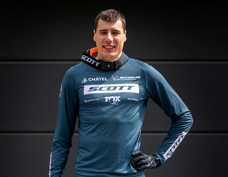 be032e4b 0ebc b171 327f 3141e242341b