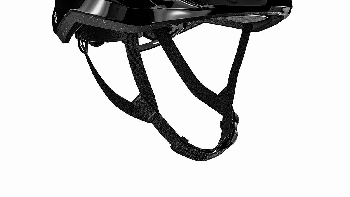 Effortless stitched straps